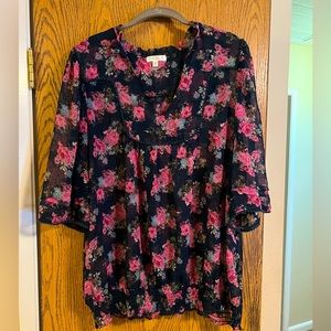 Floral Mesh Smocked 3/4 Sleeve Top